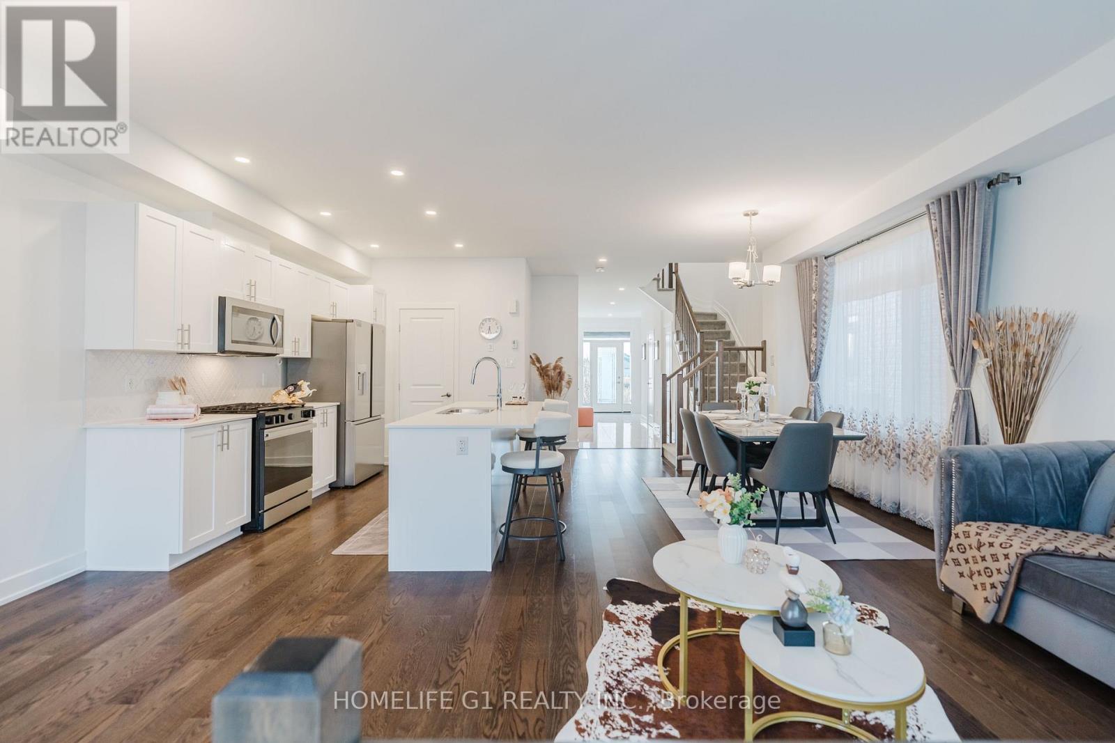 45 Moosonee Crescent, Ottawa, ON - Indoor