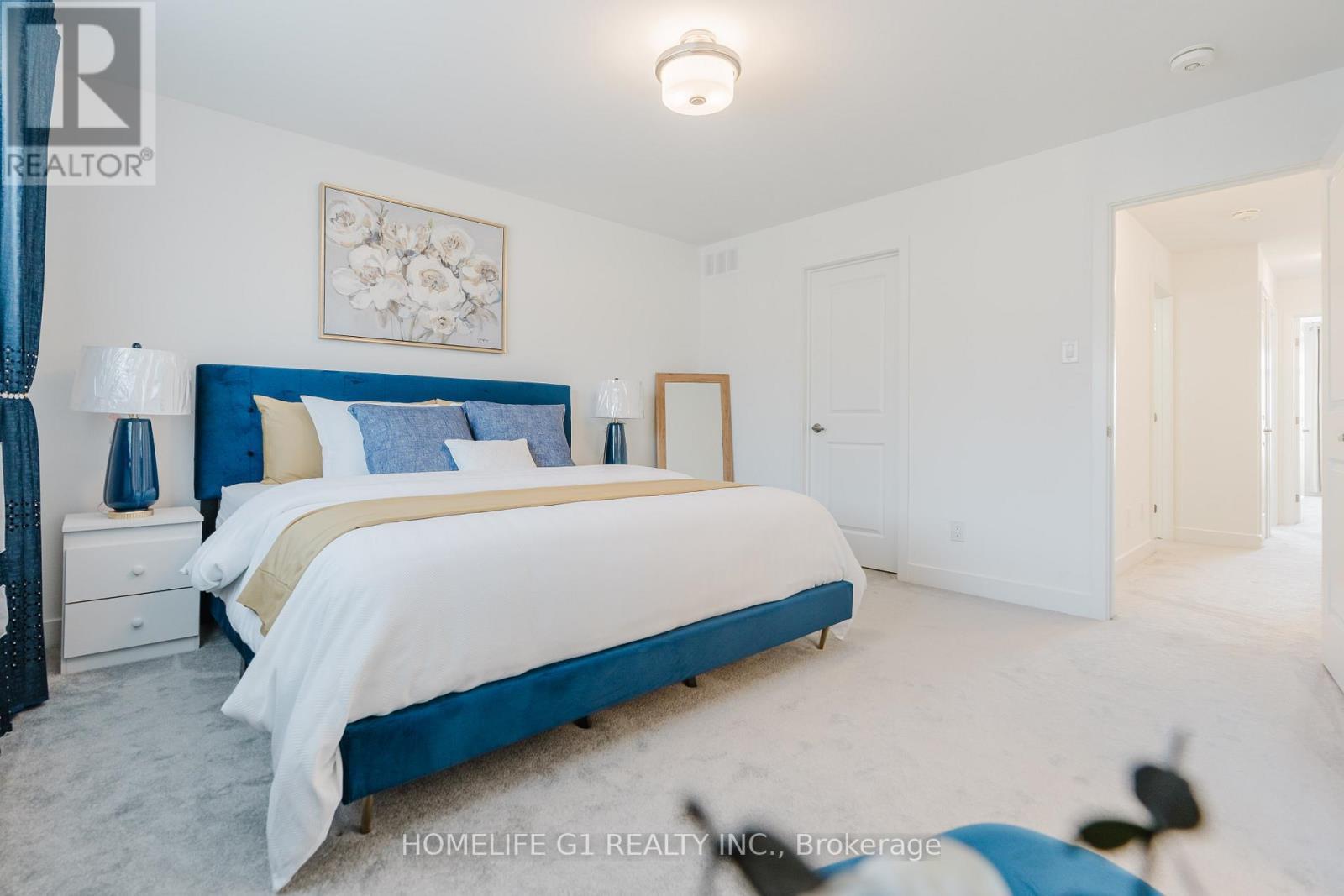 45 Moosonee Crescent, Ottawa, ON - Indoor Photo Showing Bedroom