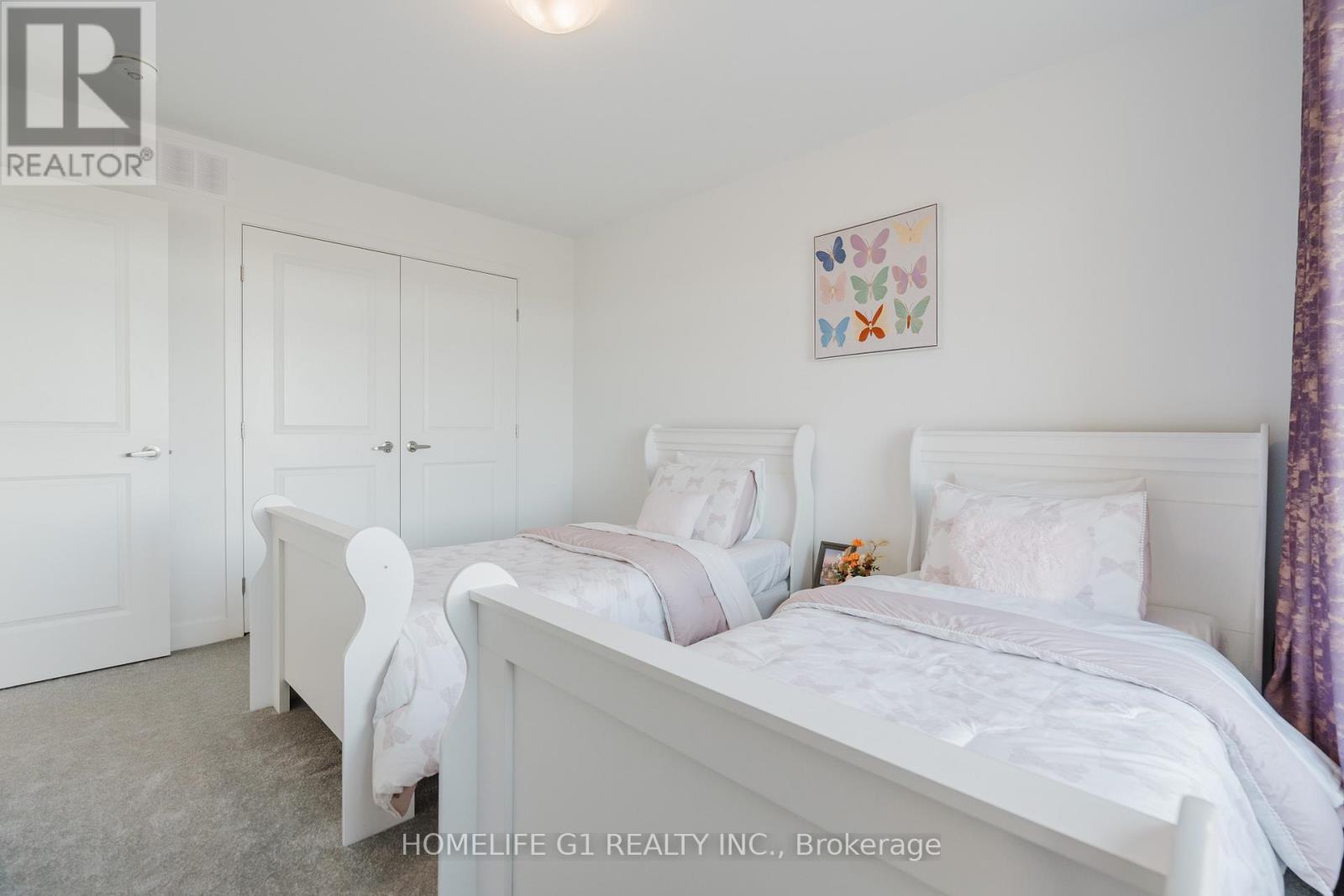 45 Moosonee Crescent, Ottawa, ON - Indoor Photo Showing Bedroom