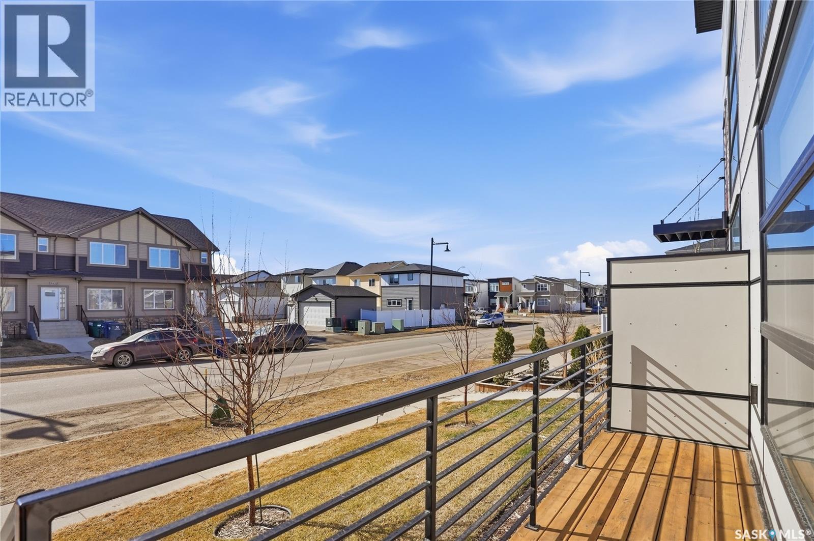 633 Brighton Gate, Saskatoon, SK - Outdoor