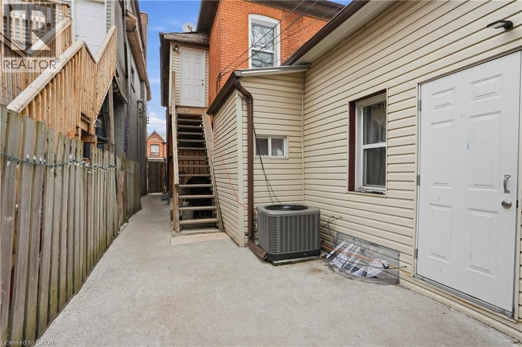 322 Barton Street E Unit# 4, Hamilton, ON -