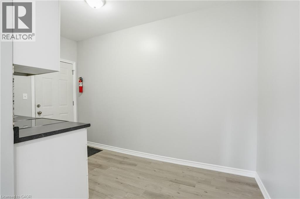 322 Barton Street E Unit# 4, Hamilton, ON - Indoor Photo Showing Other Room