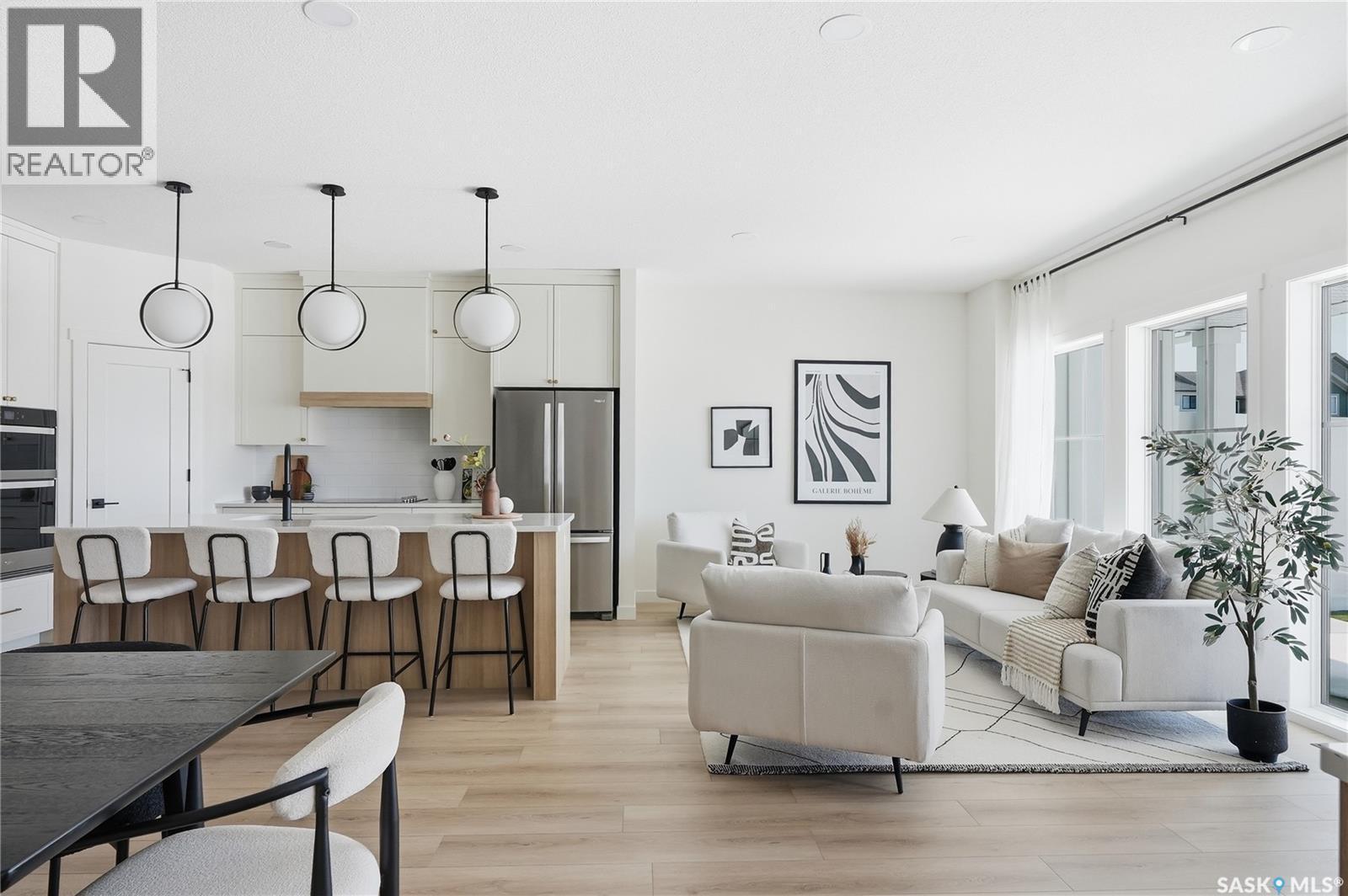 24 720 Brighton Boulevard, Saskatoon, SK - Indoor