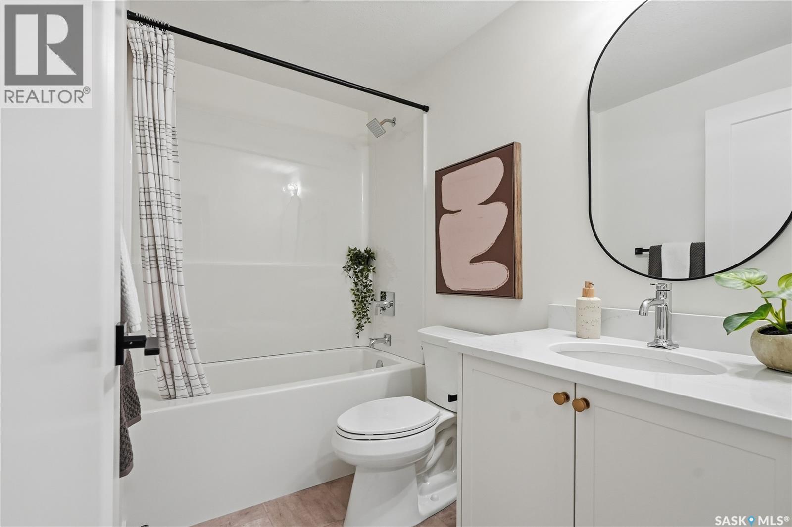 24 720 Brighton Boulevard, Saskatoon, SK - Indoor Photo Showing Bathroom
