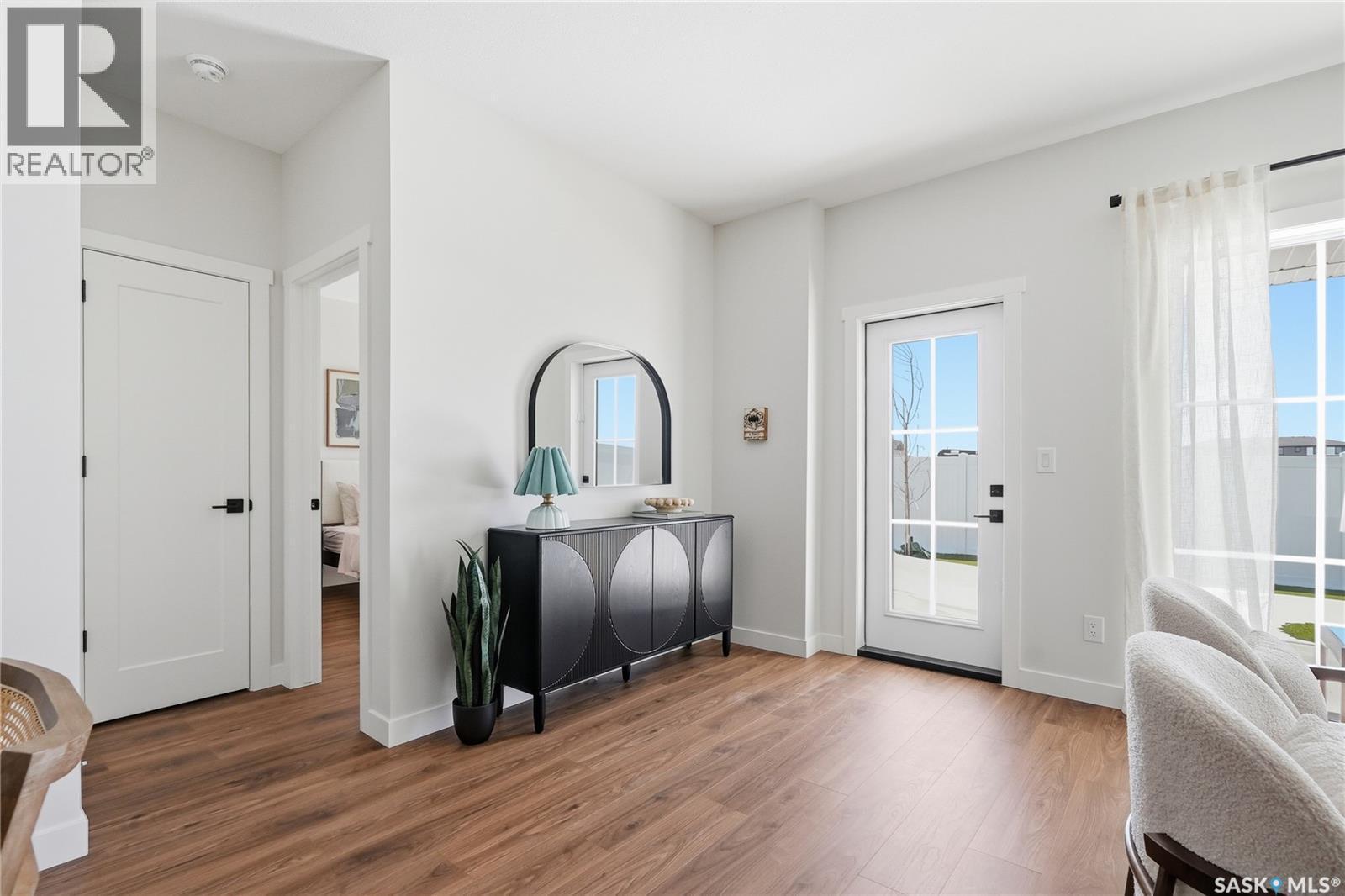 22 720 Brighton Boulevard, Saskatoon, SK - Indoor