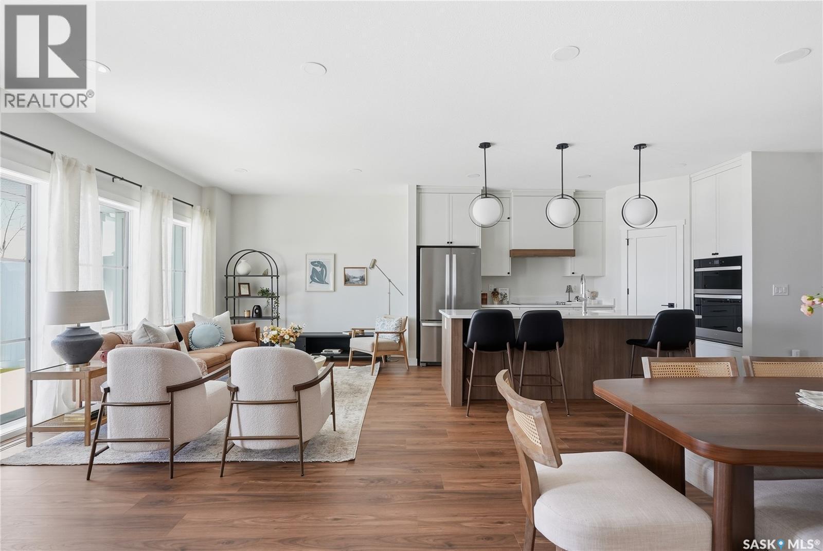 22 720 Brighton Boulevard, Saskatoon, SK - Indoor