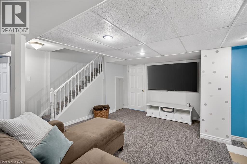 1151 Campbell Court, Burlington, ON - Indoor