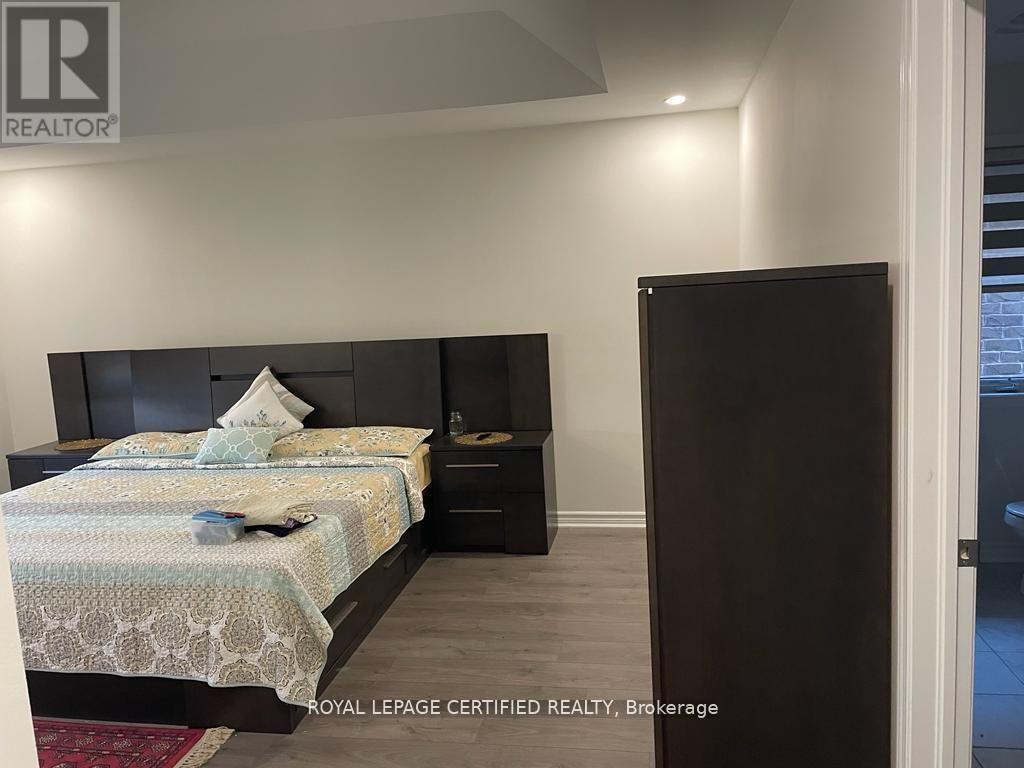 9 Affusion Road E, Brampton, ON - Indoor Photo Showing Bedroom