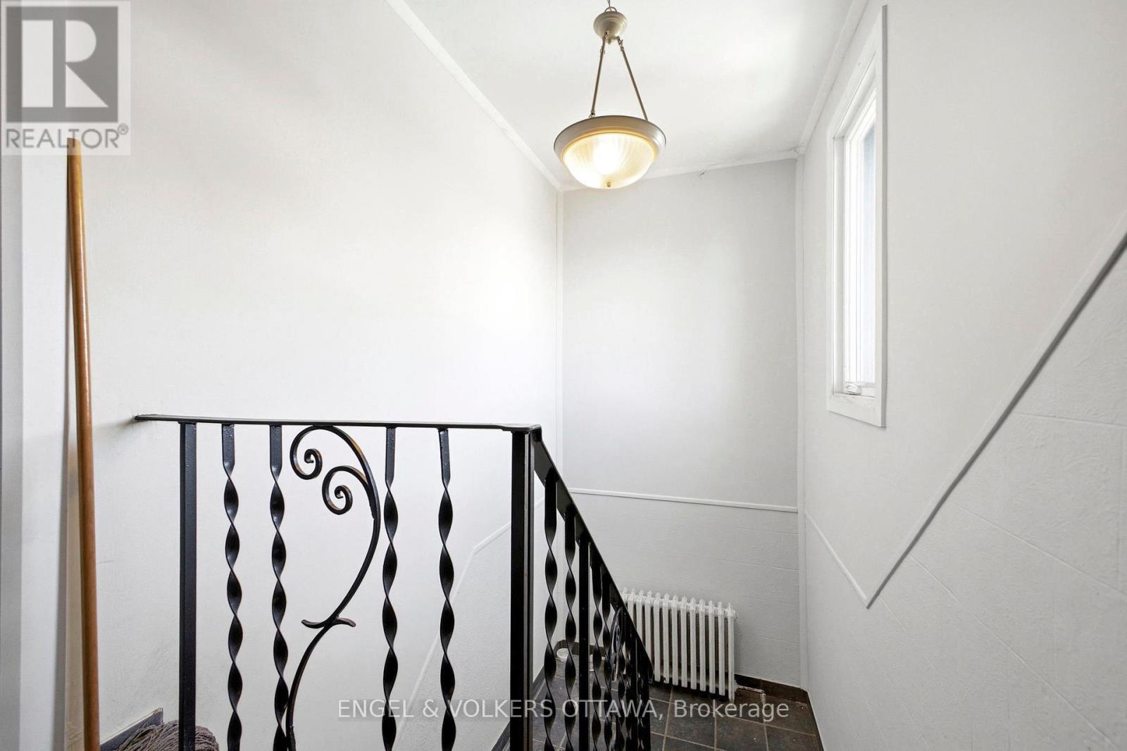 287 St Laurent Boulevard, Ottawa, ON - Indoor Photo Showing Other Room