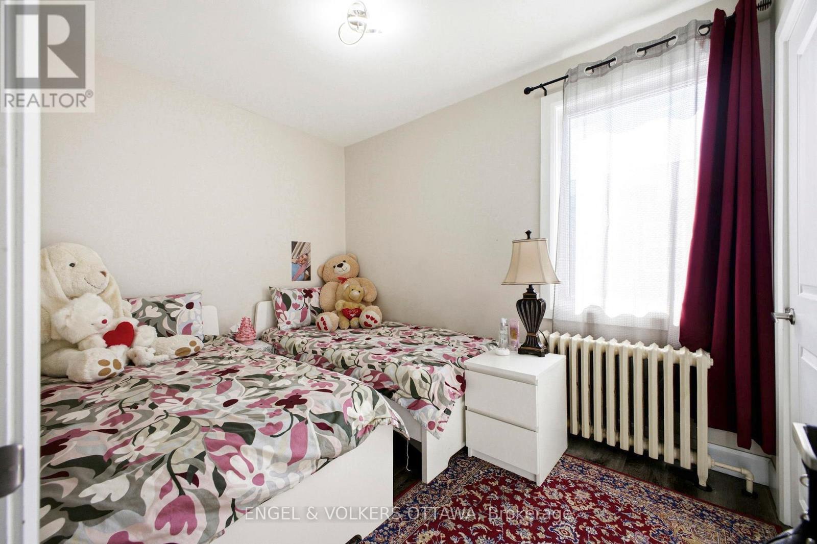 Unit #3 - 287 St Laurent Boulevard, Ottawa, ON - Indoor Photo Showing Bedroom