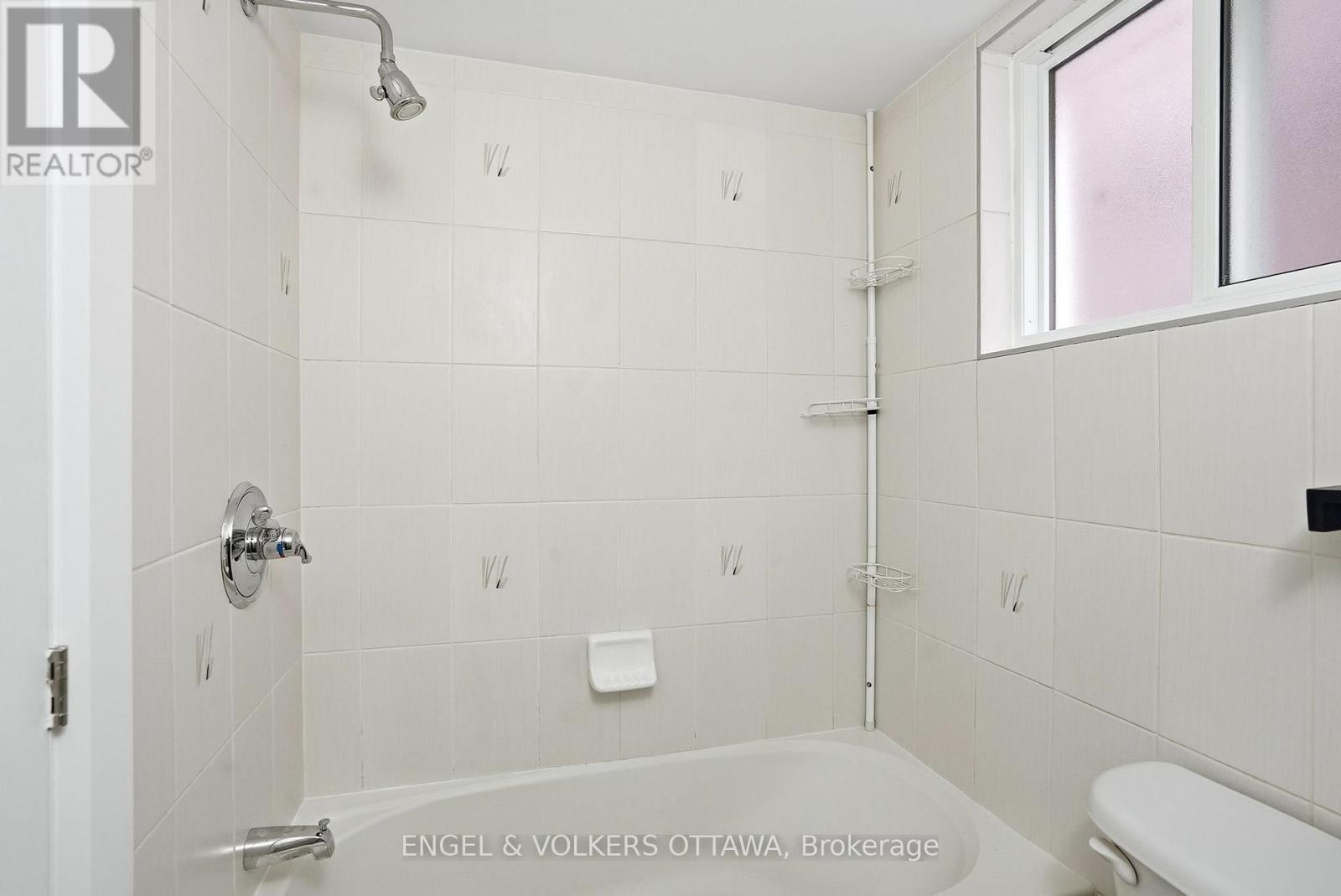 Unit #5 - 287 St Laurent Boulevard, Ottawa, ON - Indoor Photo Showing Bathroom