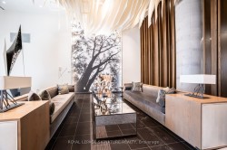 836-1830 Bloor Street WToronto, ON M6P 0A2