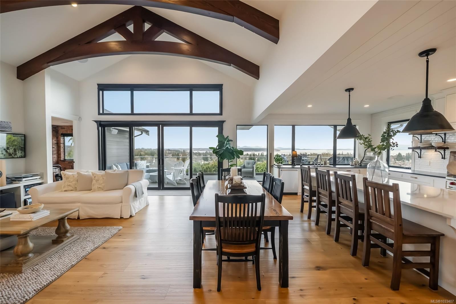 754 Nelson Rd, Campbell River, BC