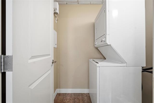404-340 Waterfront Dr, Winnipeg, MB