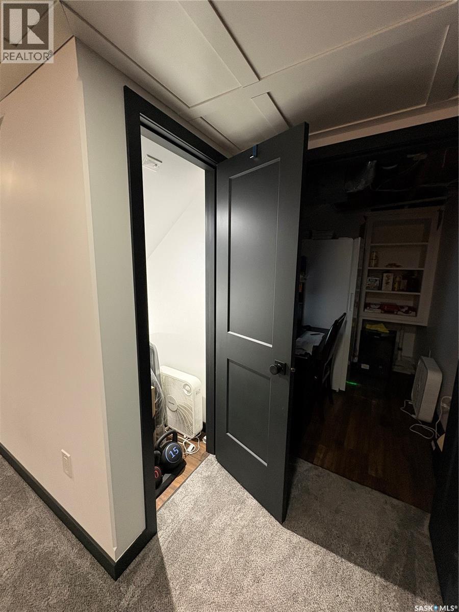 412 5Th Street Ne, Ituna, SK - Indoor Photo Showing Other Room