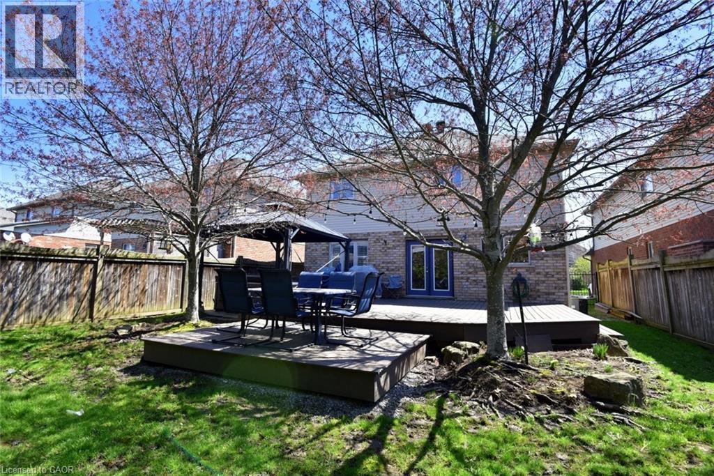 72 Etherington Crescent, Binbrook, ON - Outdoor