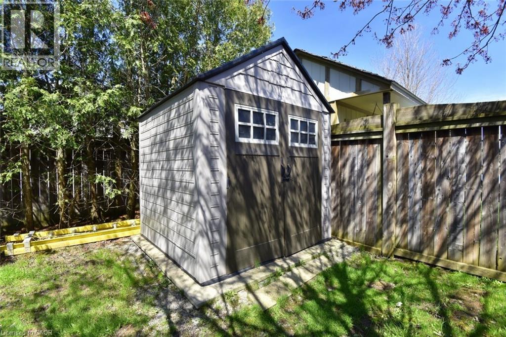 72 Etherington Crescent, Binbrook, ON - Outdoor