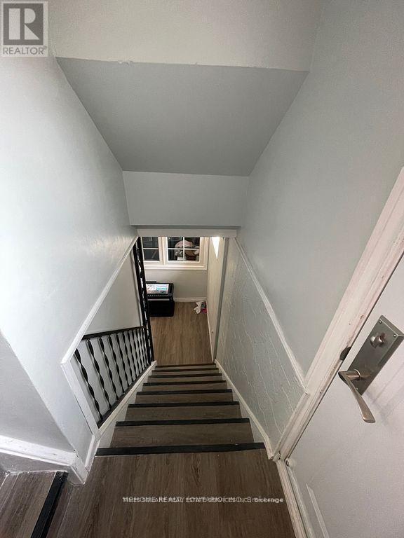 2403 Barclay Road, Burlington, ON - Indoor Photo Showing Other Room