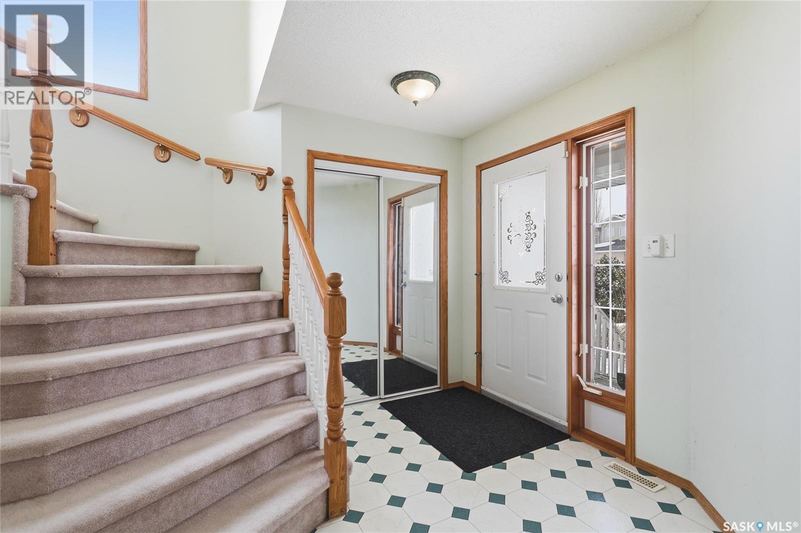 3232 Thames Crescent E, Regina, SK - Indoor Photo Showing Other Room