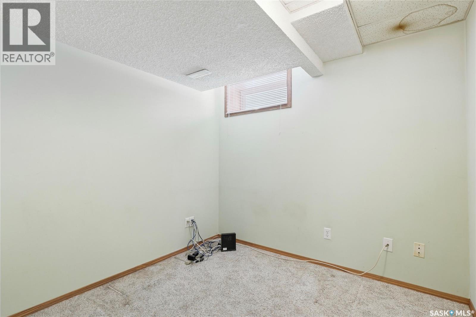 3232 Thames Crescent E, Regina, SK - Indoor Photo Showing Other Room