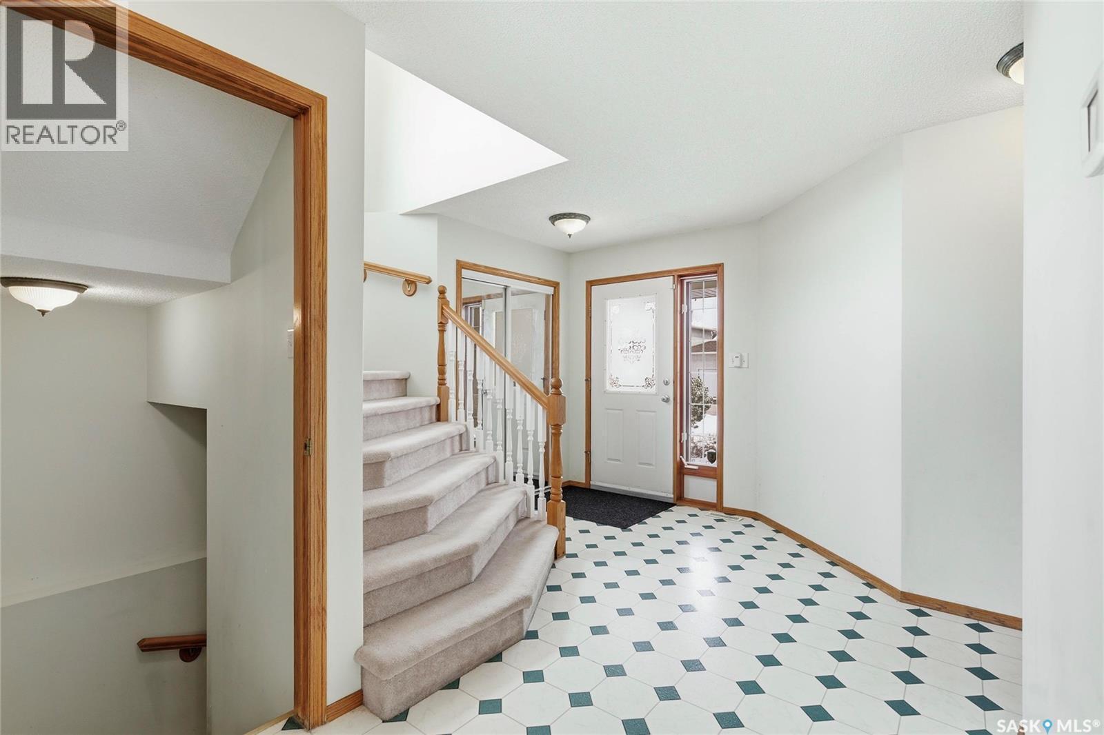 3232 Thames Crescent E, Regina, SK - Indoor Photo Showing Other Room