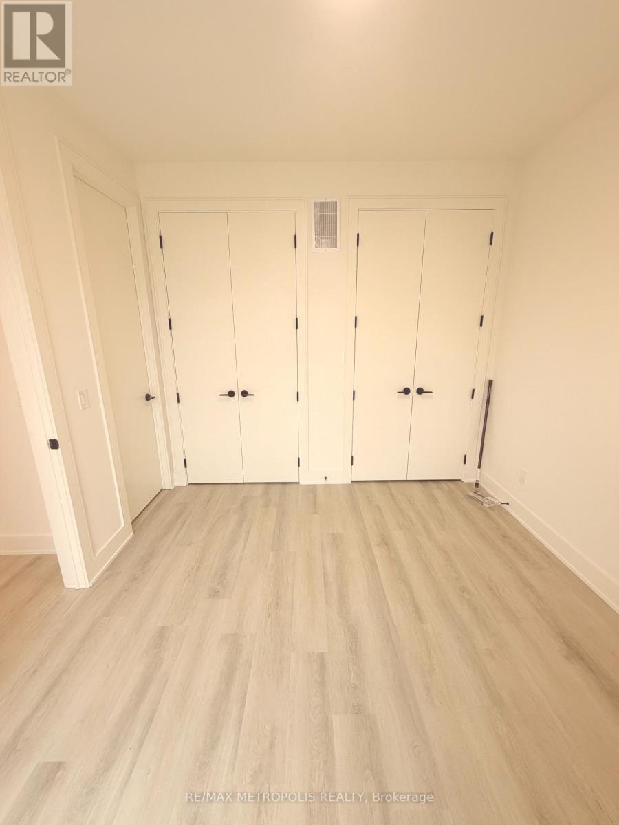 68 Everett Common, St. Catharines, ON - Indoor