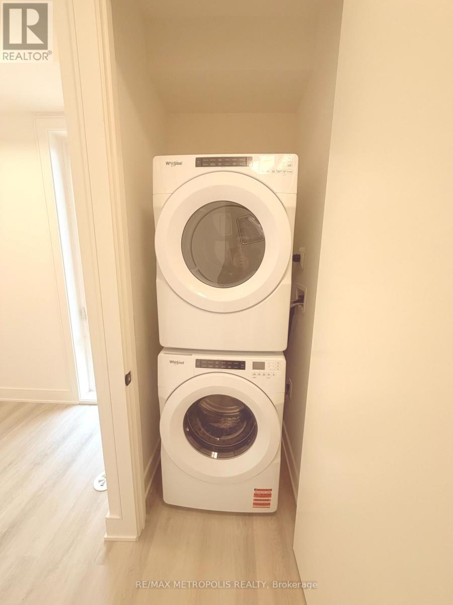 68 Everett Common, St. Catharines, ON - Indoor Photo Showing Laundry Room