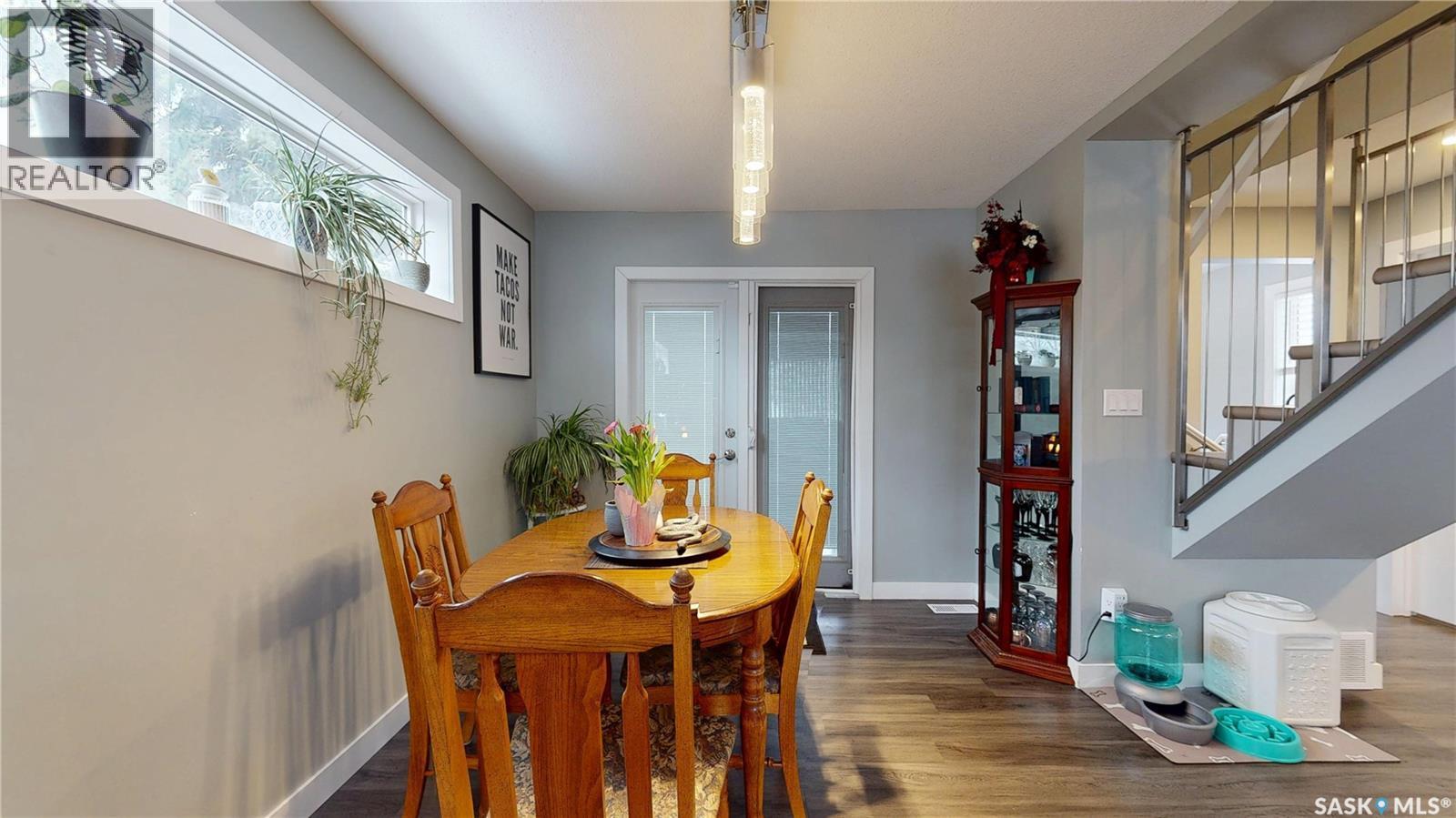 60 Charles Crescent, Regina, SK - Indoor Photo Showing Dining Room