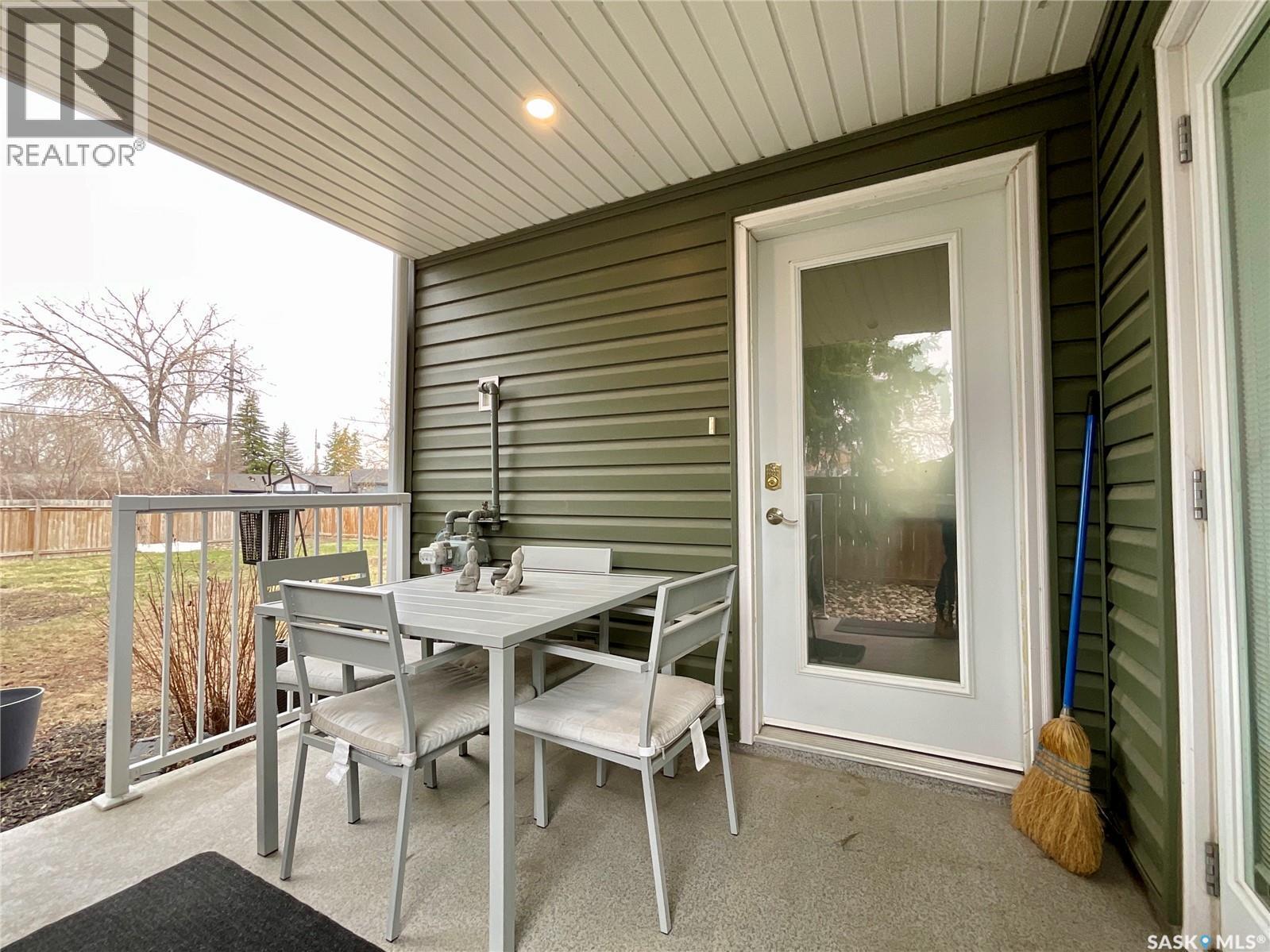 60 Charles Crescent, Regina, SK - Outdoor With Deck Patio Veranda With Exterior