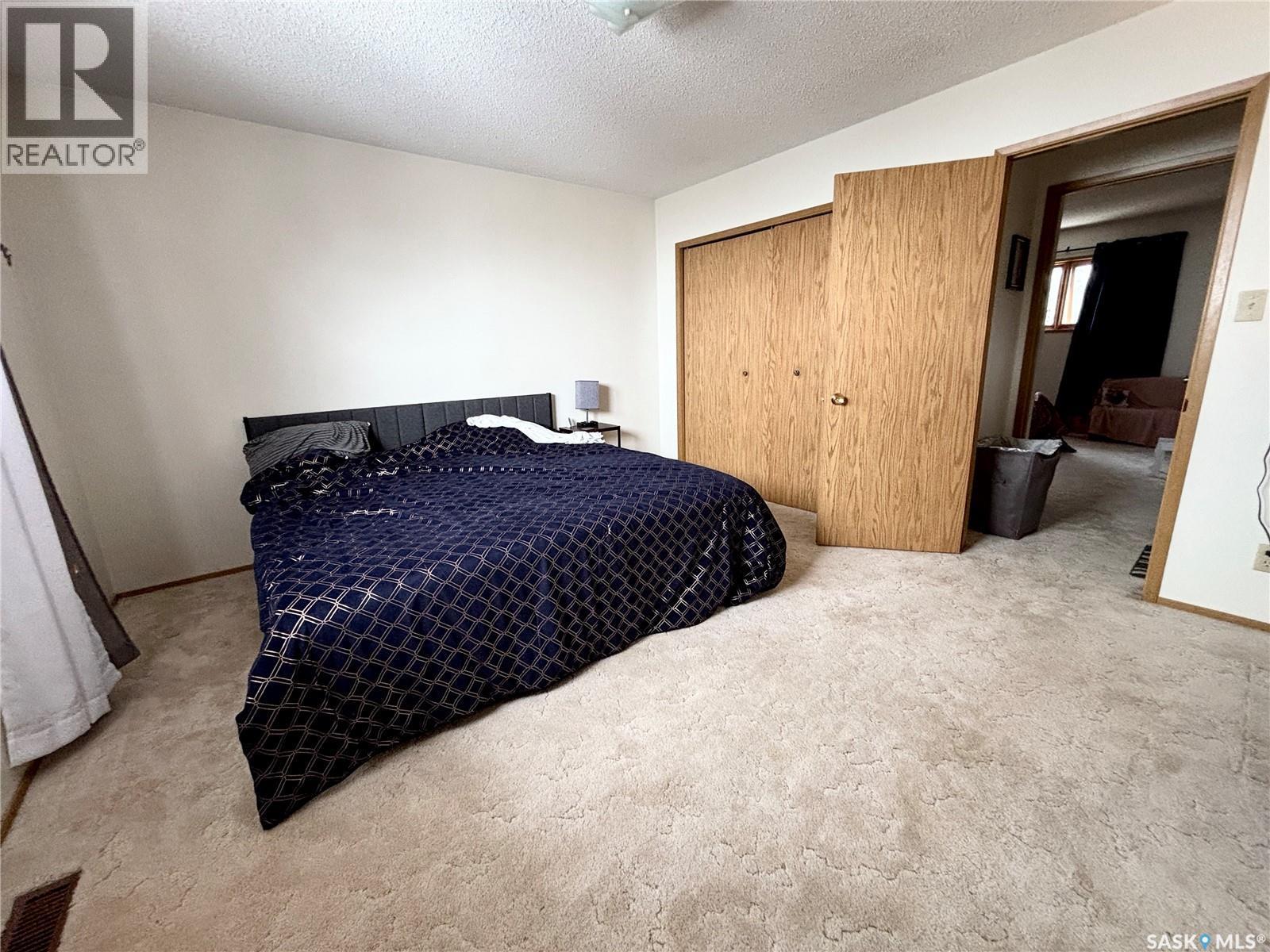 52 Harrigan Crescent, Maple Creek, SK - Indoor Photo Showing Bedroom