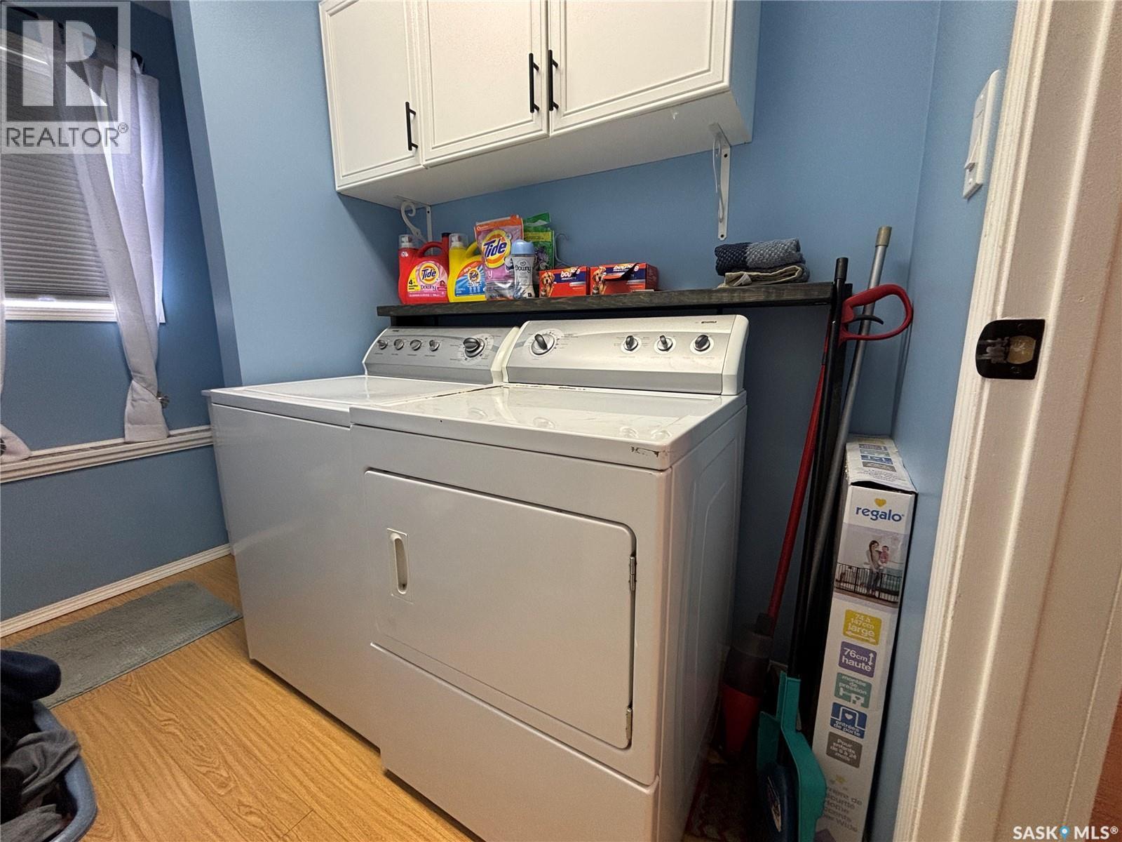 52 Harrigan Crescent, Maple Creek, SK - Indoor Photo Showing Laundry Room