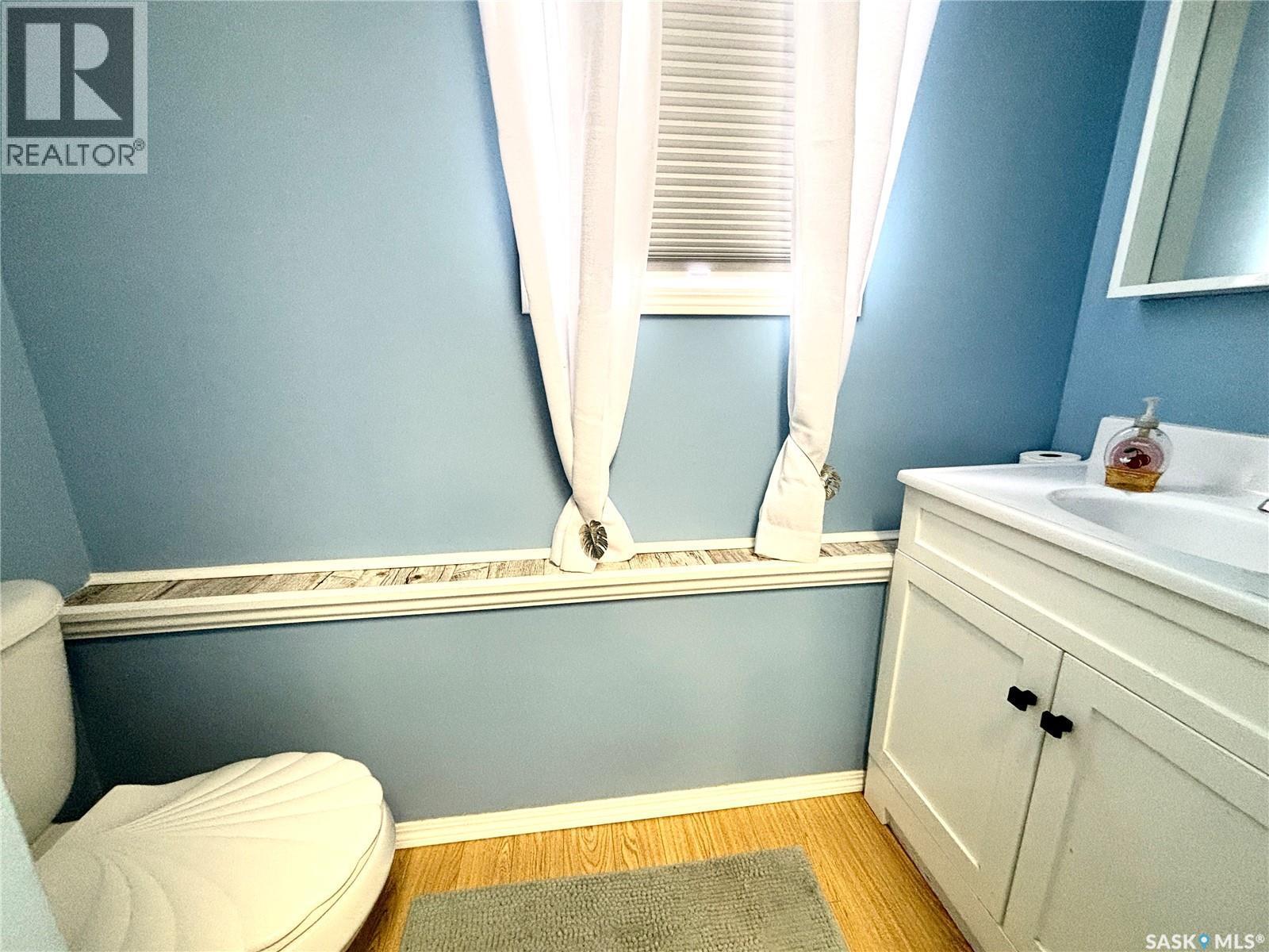 52 Harrigan Crescent, Maple Creek, SK - Indoor Photo Showing Bathroom