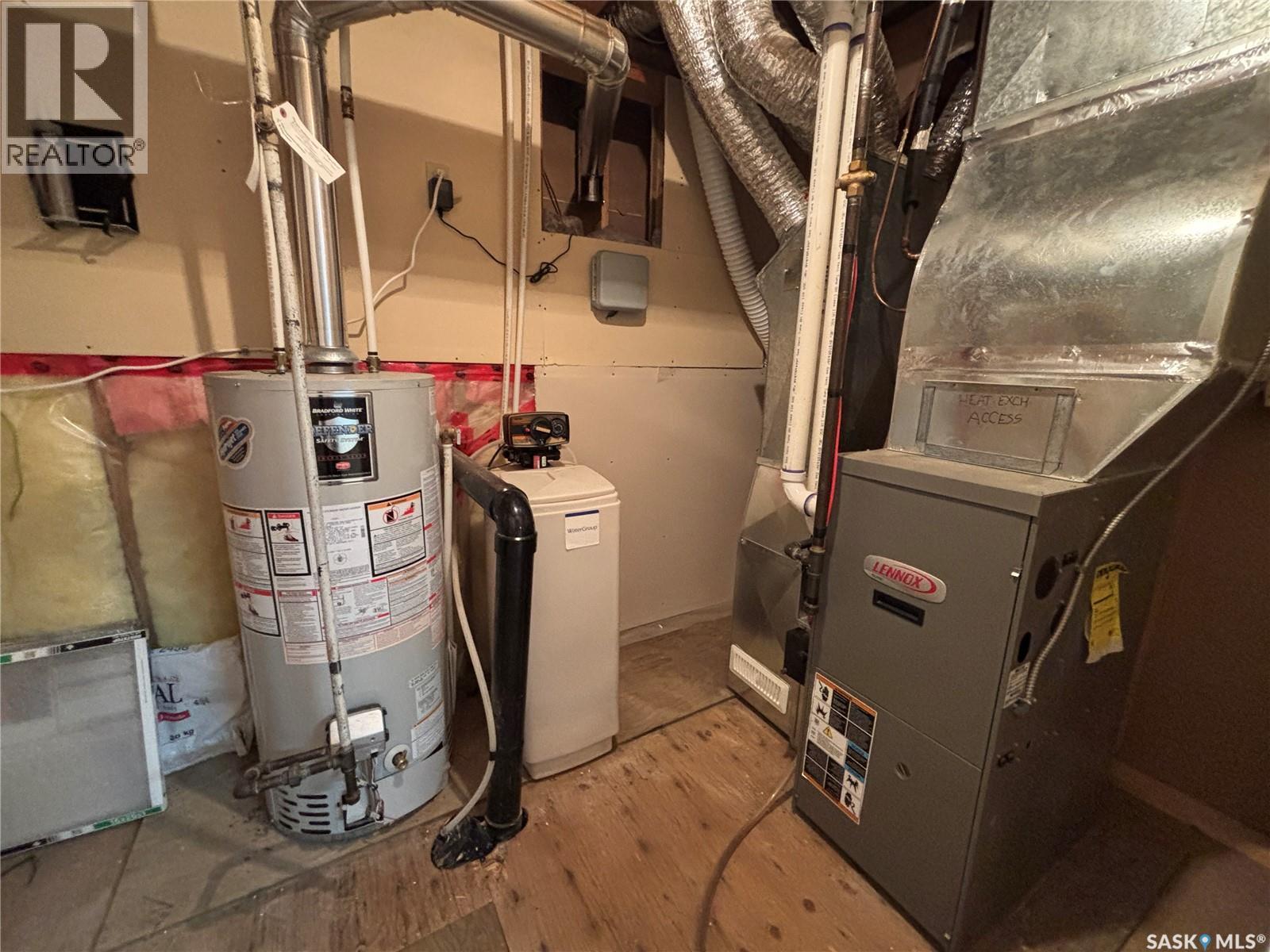 52 Harrigan Crescent, Maple Creek, SK - Indoor Photo Showing Basement