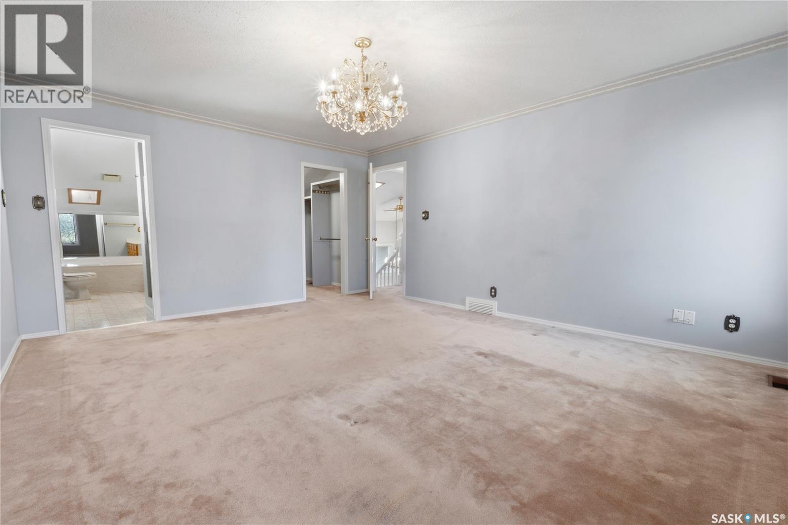 215 Mallin Crescent, Saskatoon, SK - Indoor Photo Showing Other Room