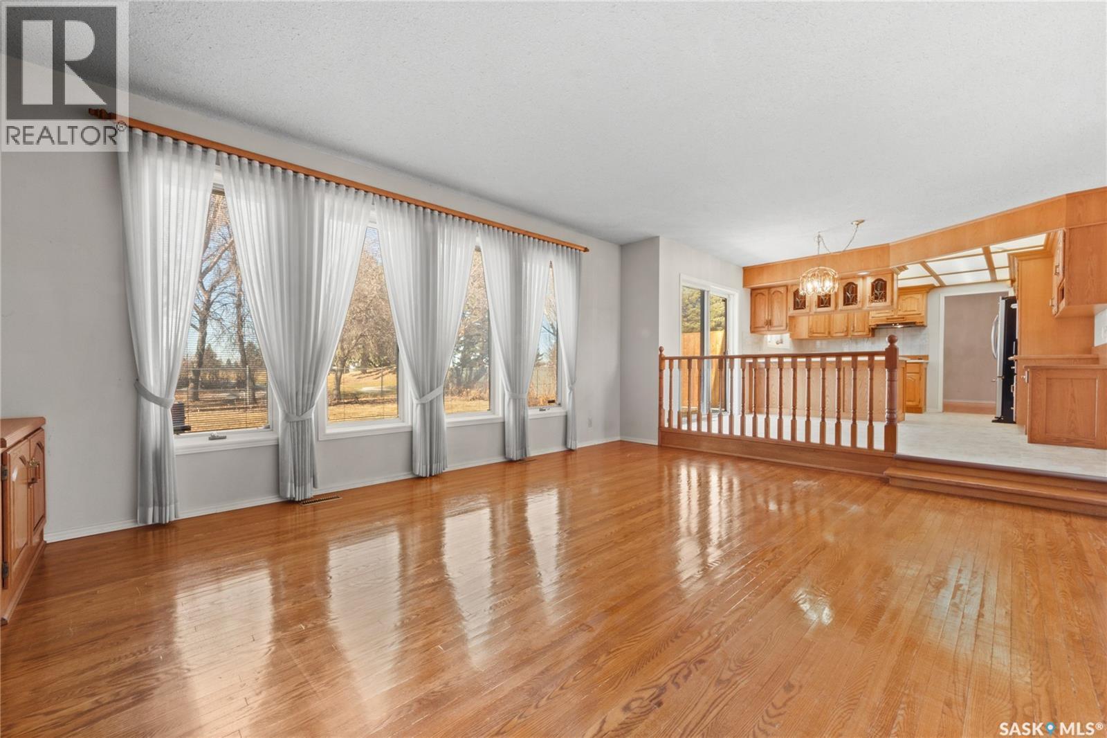 215 Mallin Crescent, Saskatoon, SK - Indoor Photo Showing Other Room