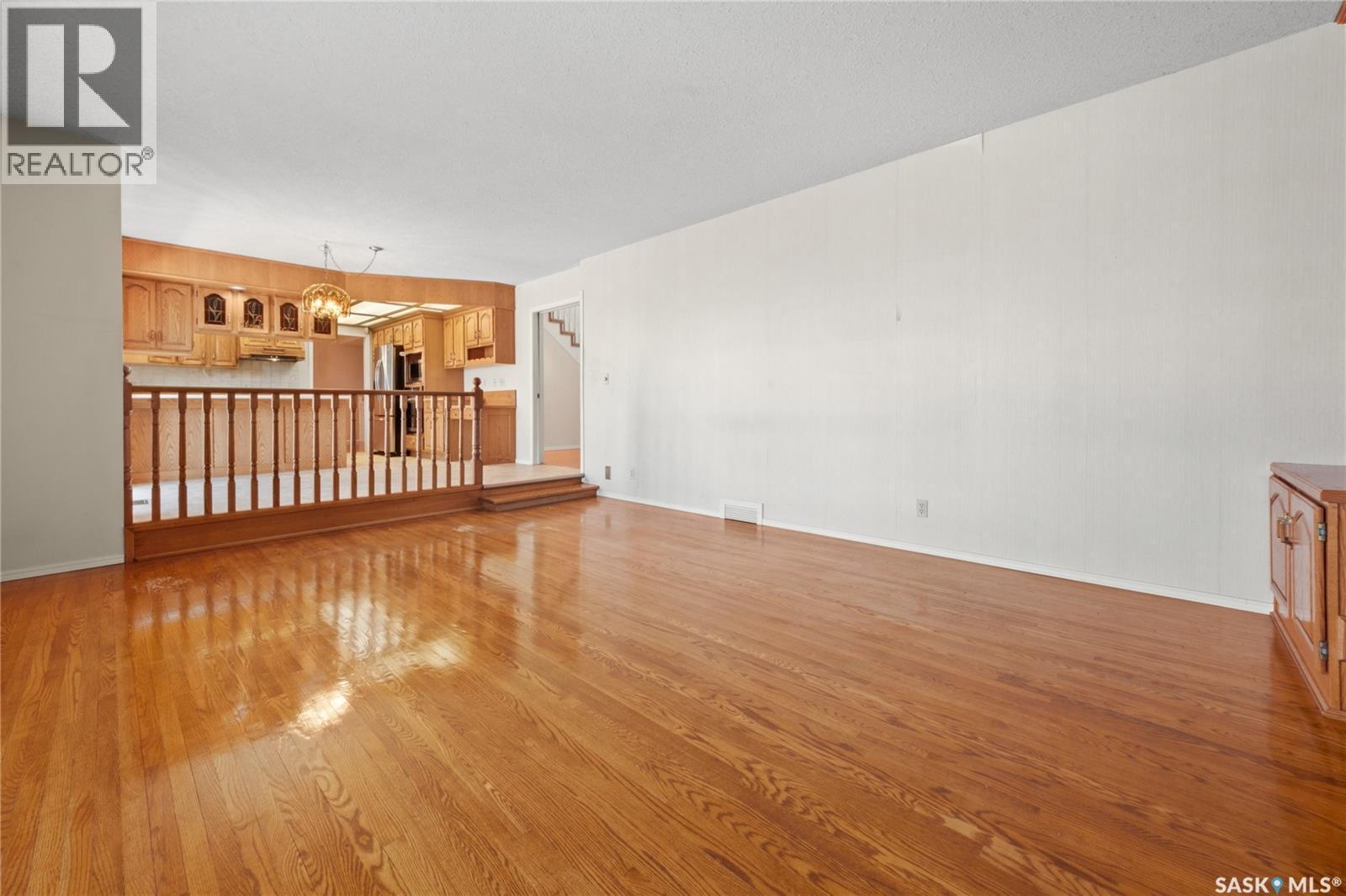 215 Mallin Crescent, Saskatoon, SK - Indoor Photo Showing Other Room