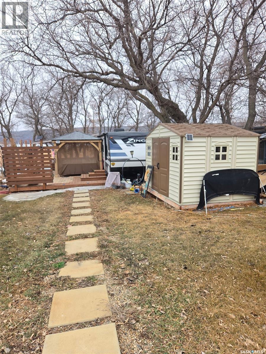 21 Oakley Lane, West End, SK