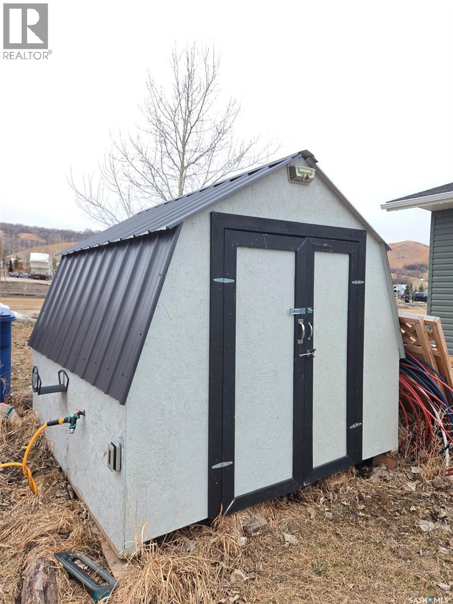 21 Oakley Lane, West End, SK