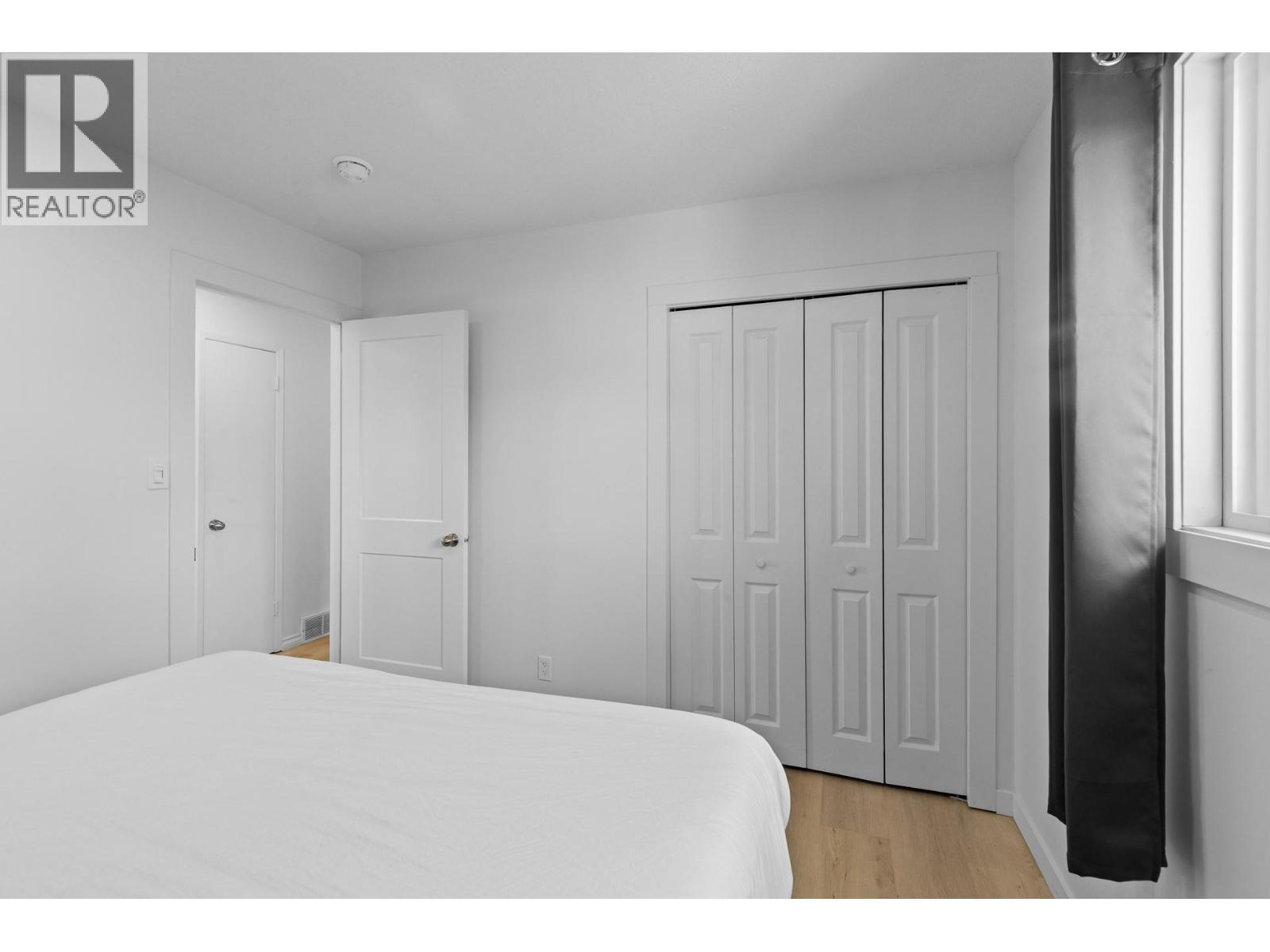 2618 Thacker Drive, West Kelowna, BC - Indoor Photo Showing Bedroom