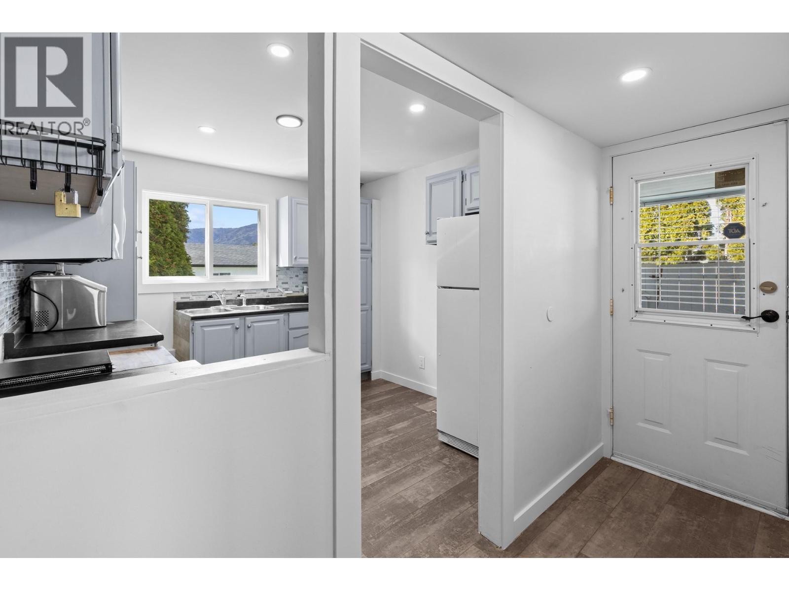 2618 Thacker Drive, West Kelowna, BC - Indoor Photo Showing Other Room