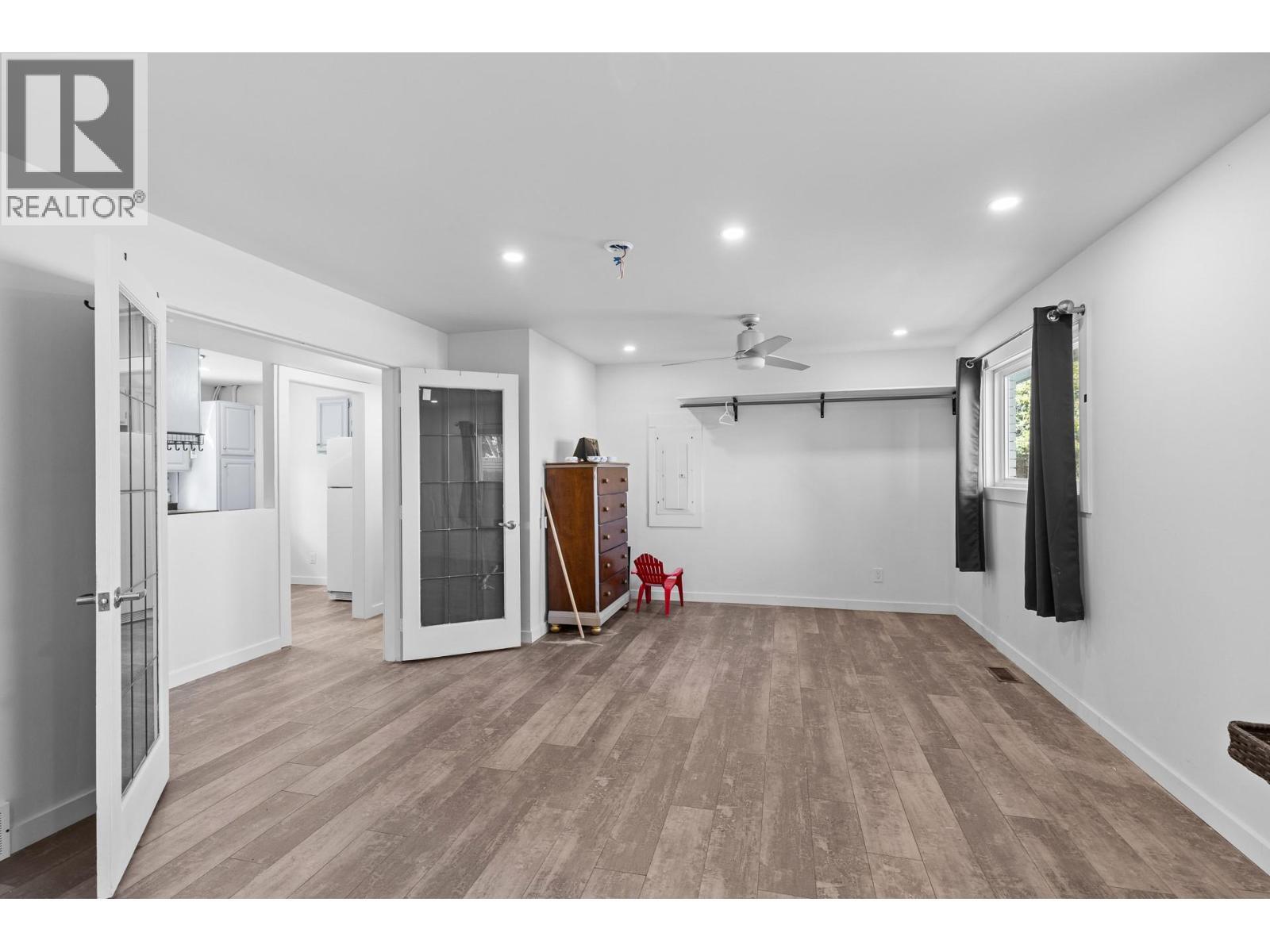 2618 Thacker Drive, West Kelowna, BC - Indoor Photo Showing Other Room