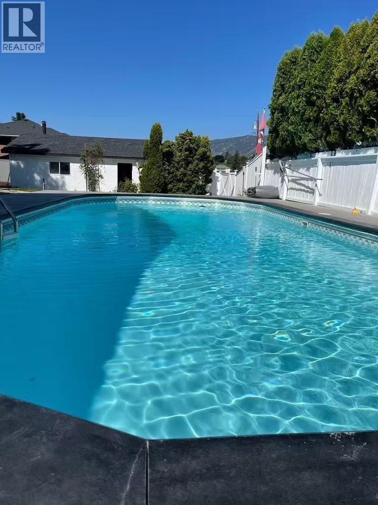 2618 Thacker Drive, West Kelowna, BC - Outdoor With In Ground Pool