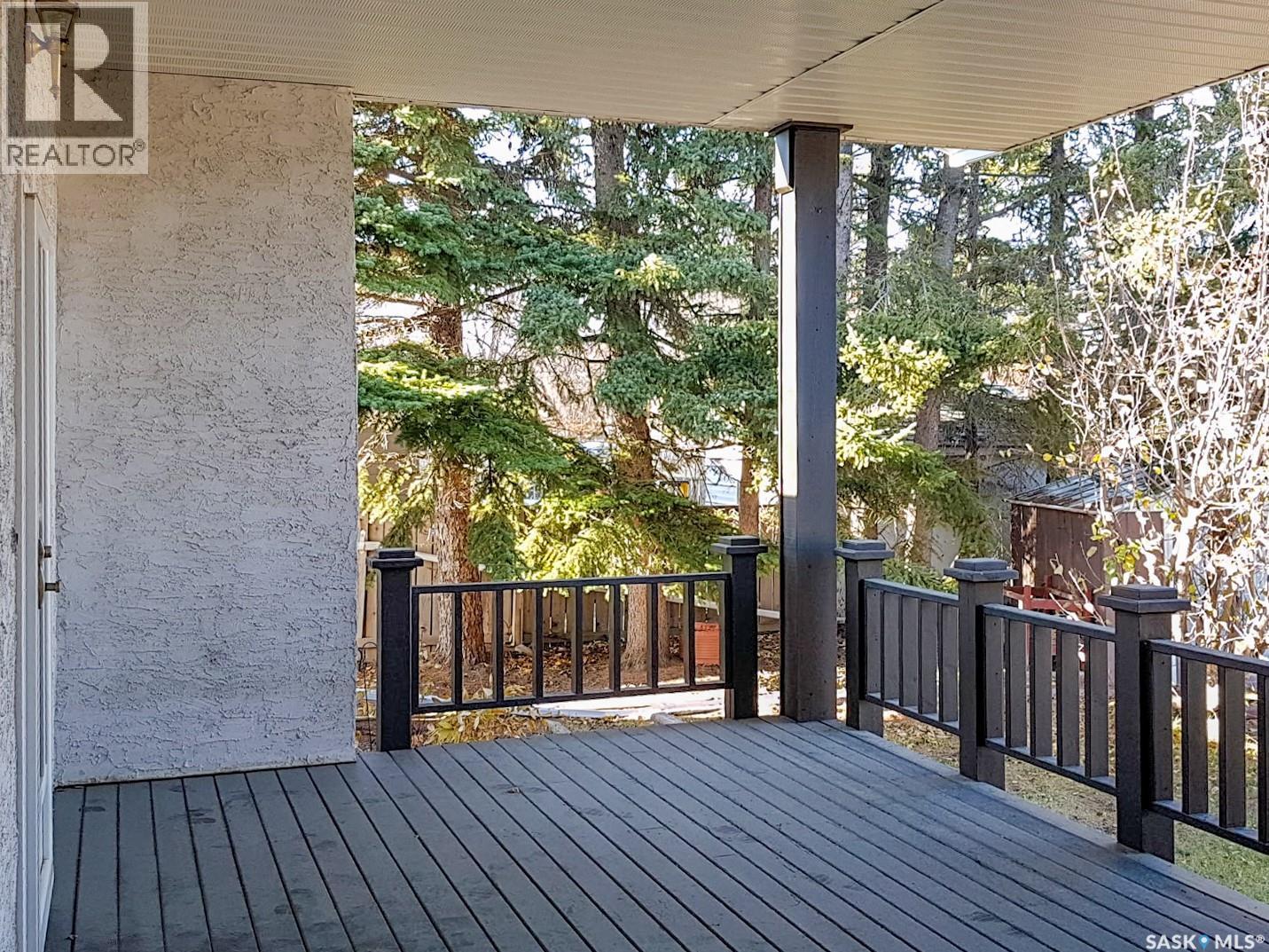 402 Fourth Street, Kipling, SK - Outdoor With Exterior