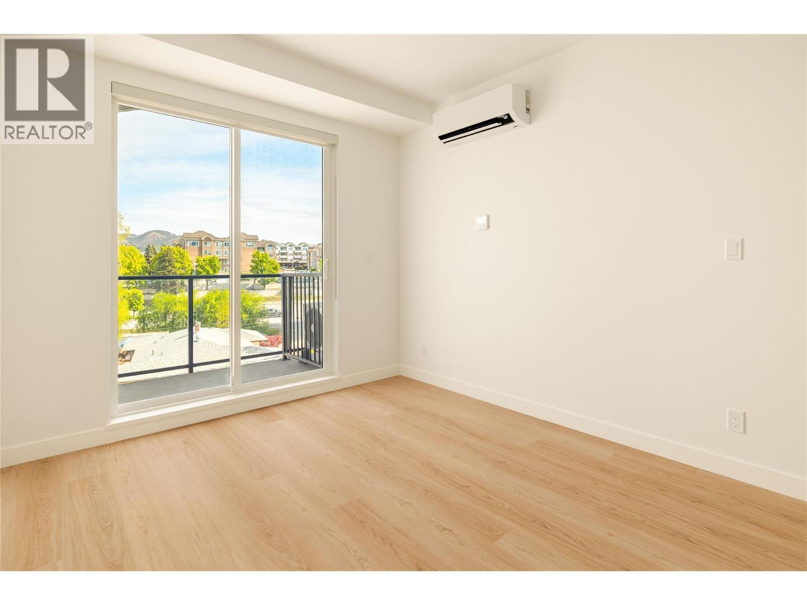 1380 Pridham Avenue Unit# 415, Kelowna, BC - Indoor Photo Showing Other Room