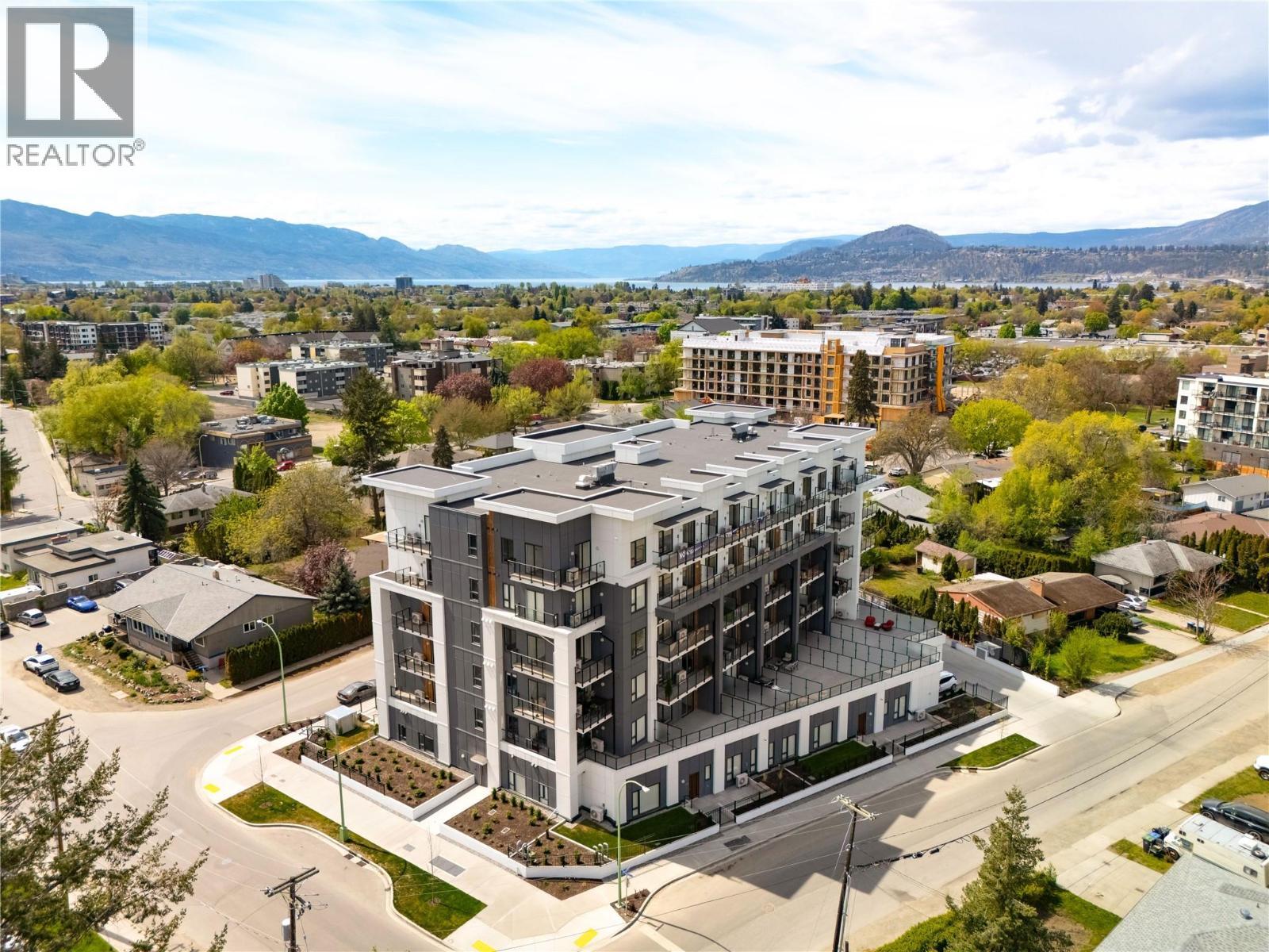 1380 Pridham Avenue Unit# 415, Kelowna, BC - Outdoor With View