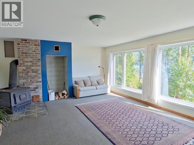 10754 Mariners Way, Powell River, BC - Indoor