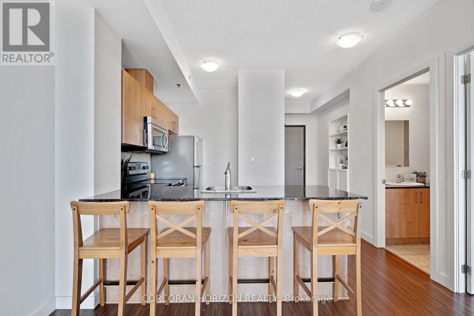 904 - 150 Water Street, Cambridge, ON - Indoor