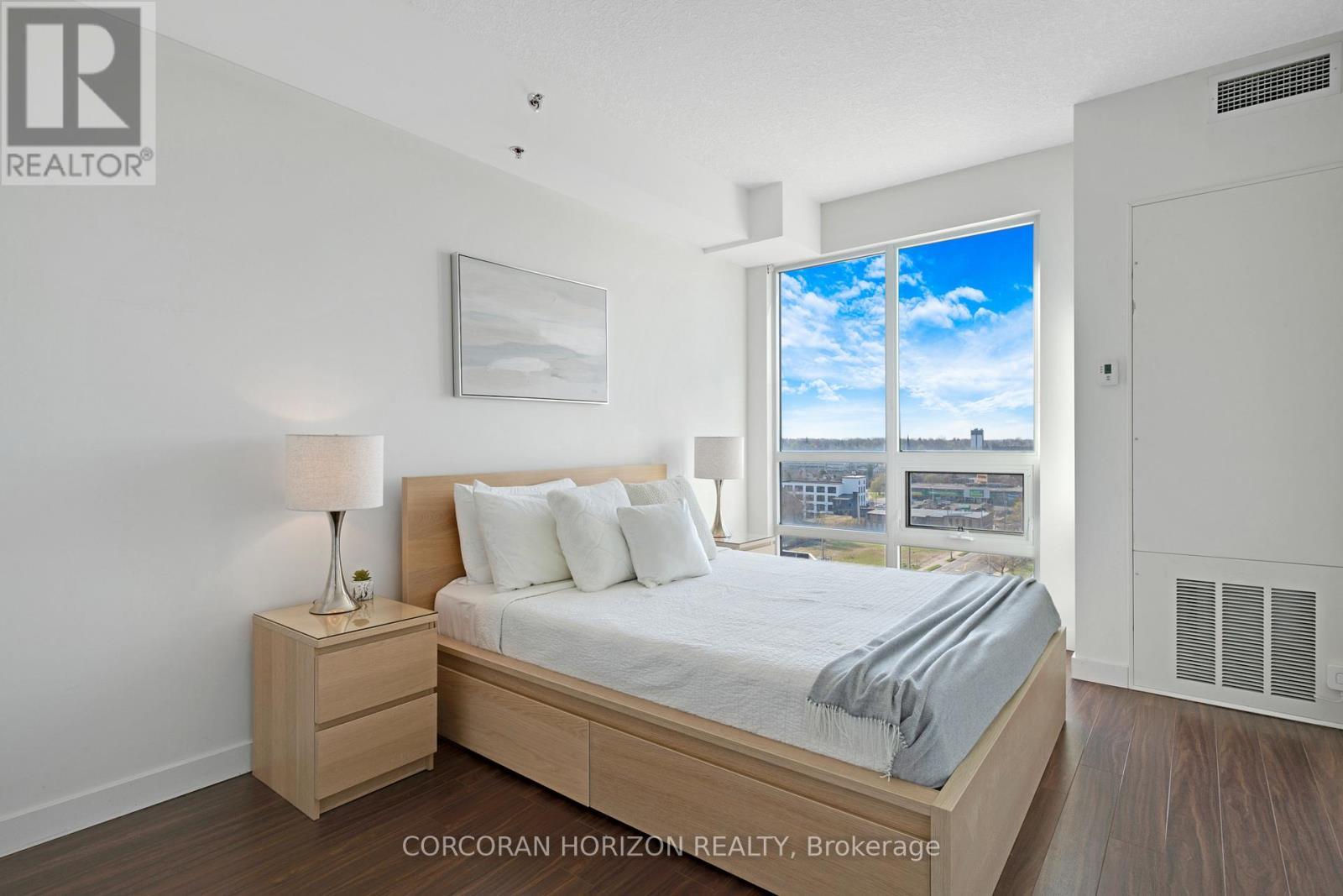 904 - 150 Water Street, Cambridge, ON - Indoor Photo Showing Bedroom