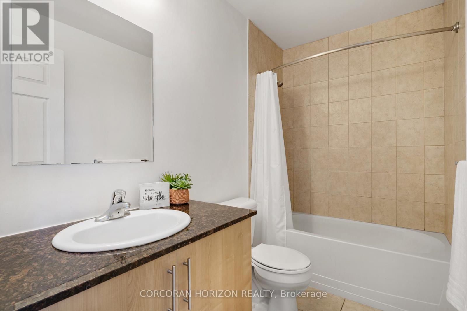 904 - 150 Water Street, Cambridge, ON - Indoor Photo Showing Bathroom