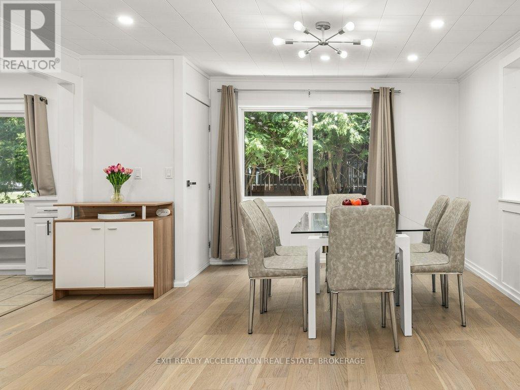 84 Main Street, Deseronto (Deseronto (Town)), ON - Indoor Photo Showing Dining Room